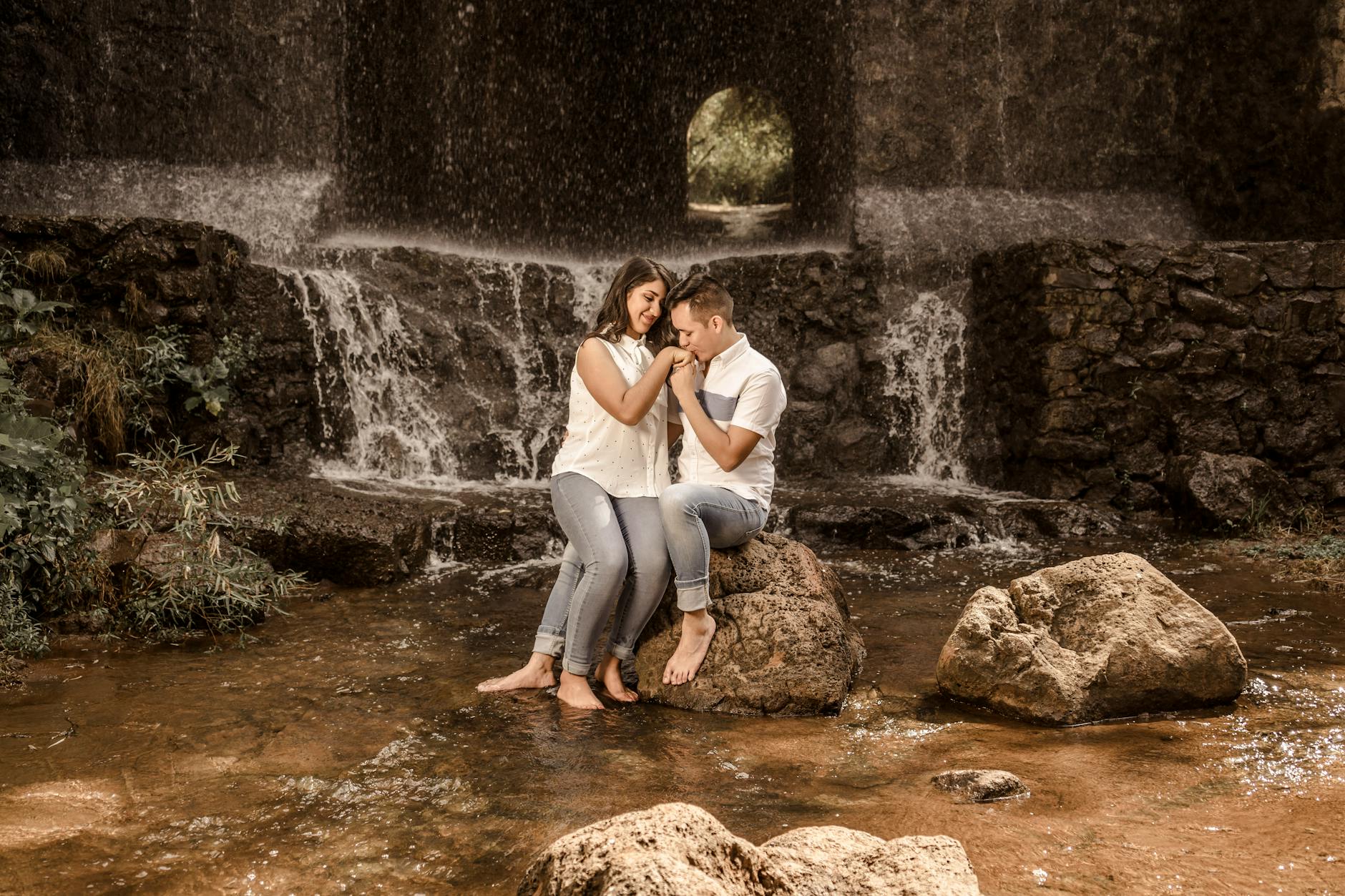 Fotos preboda en Ribeira Sacra: pareja y localizaciones