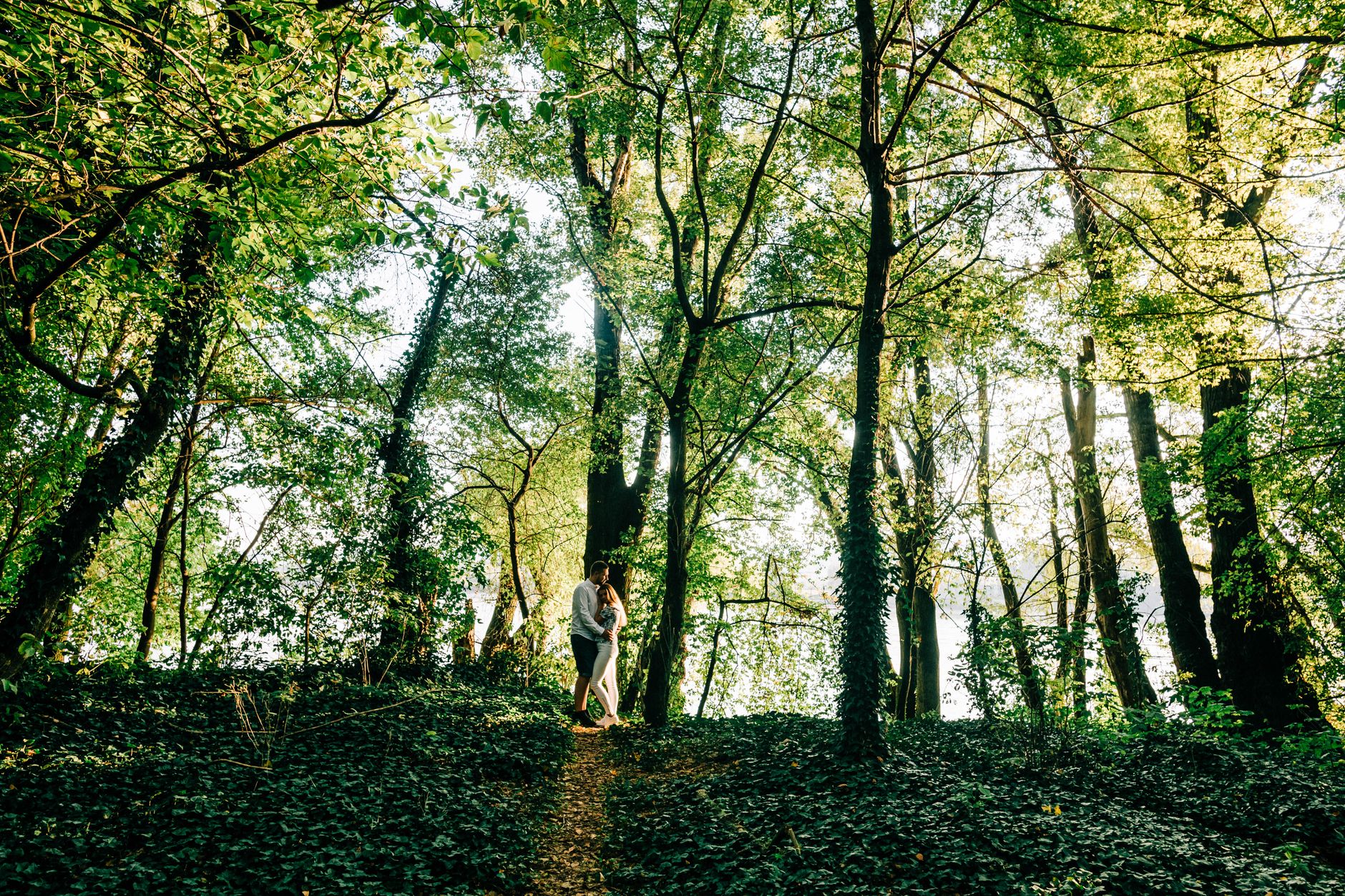 Sesión pareja naturaleza en Ourense Ribeira Sacra